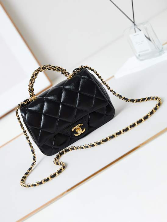 Picture of Chanel Handbags _SKUfw239864644fw